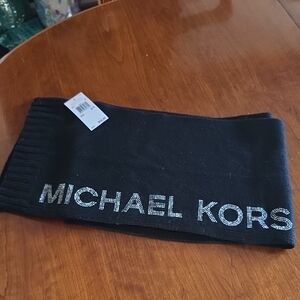 Michael Kors Black Knit Scarf with Logo.NEW
